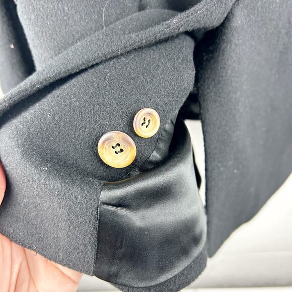 L.L. Bean Cashmere Wool Blend Blazer โ Classic Black,โ Size 8 Regular - Picture 8 of 10